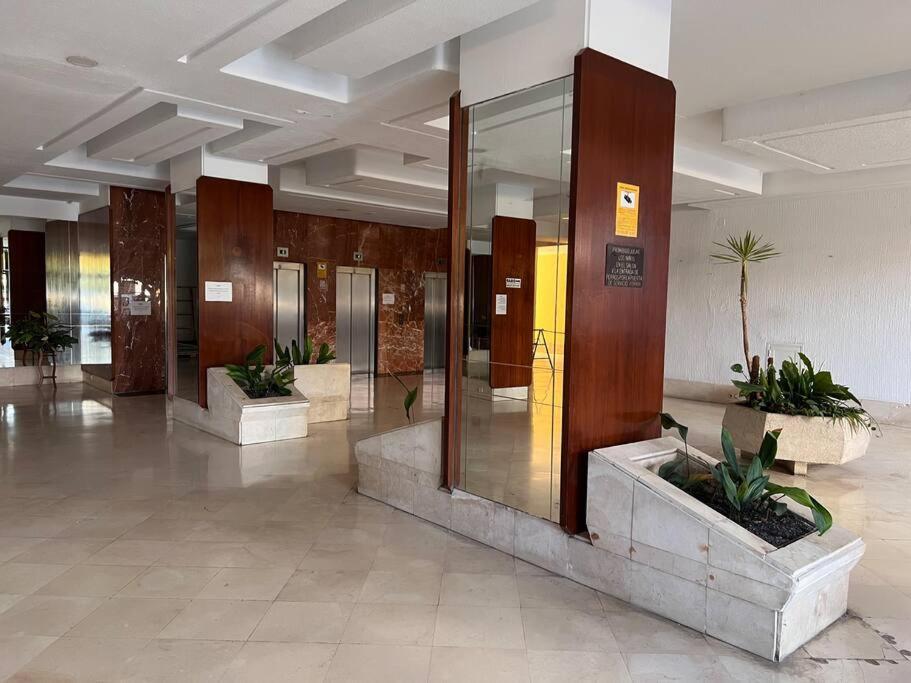 Apartments In Center Торемолинос Екстериор снимка