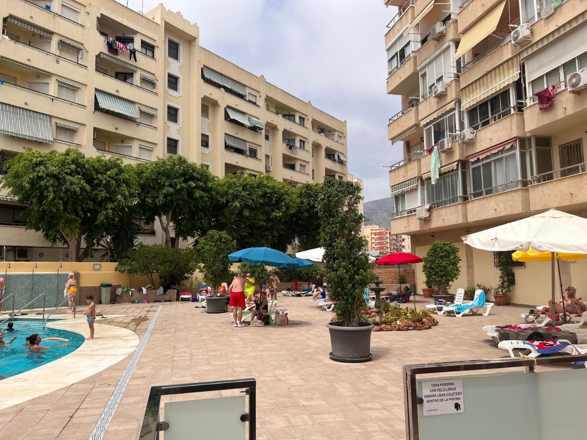 Apartments In Center Торемолинос Екстериор снимка